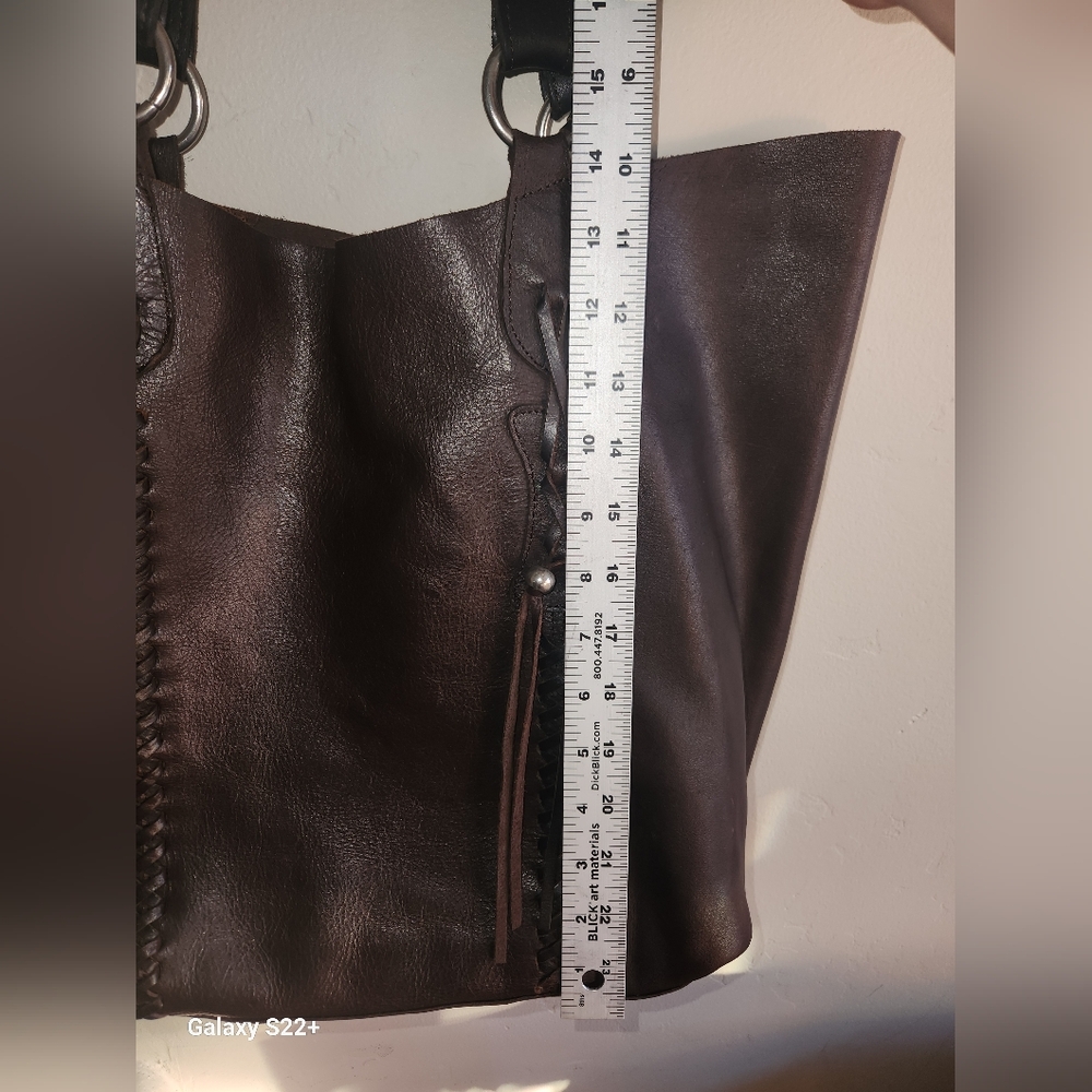 Raj Brown Leather Tote Bag with Classic Design - Picture 3 of 11